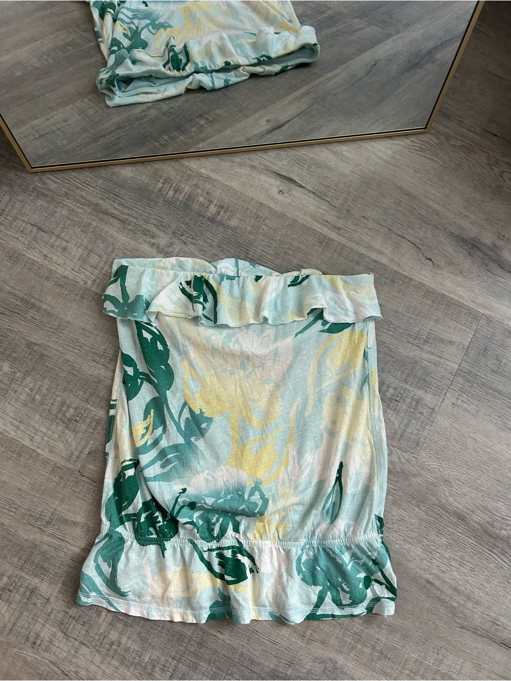 AE Vintage Y2K Floral Tube Top Ruffle Strapless Smocked Tank Medium Boho